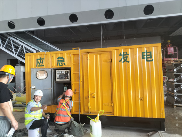 甘肃怎样判断空气滤清器是否需要更换？